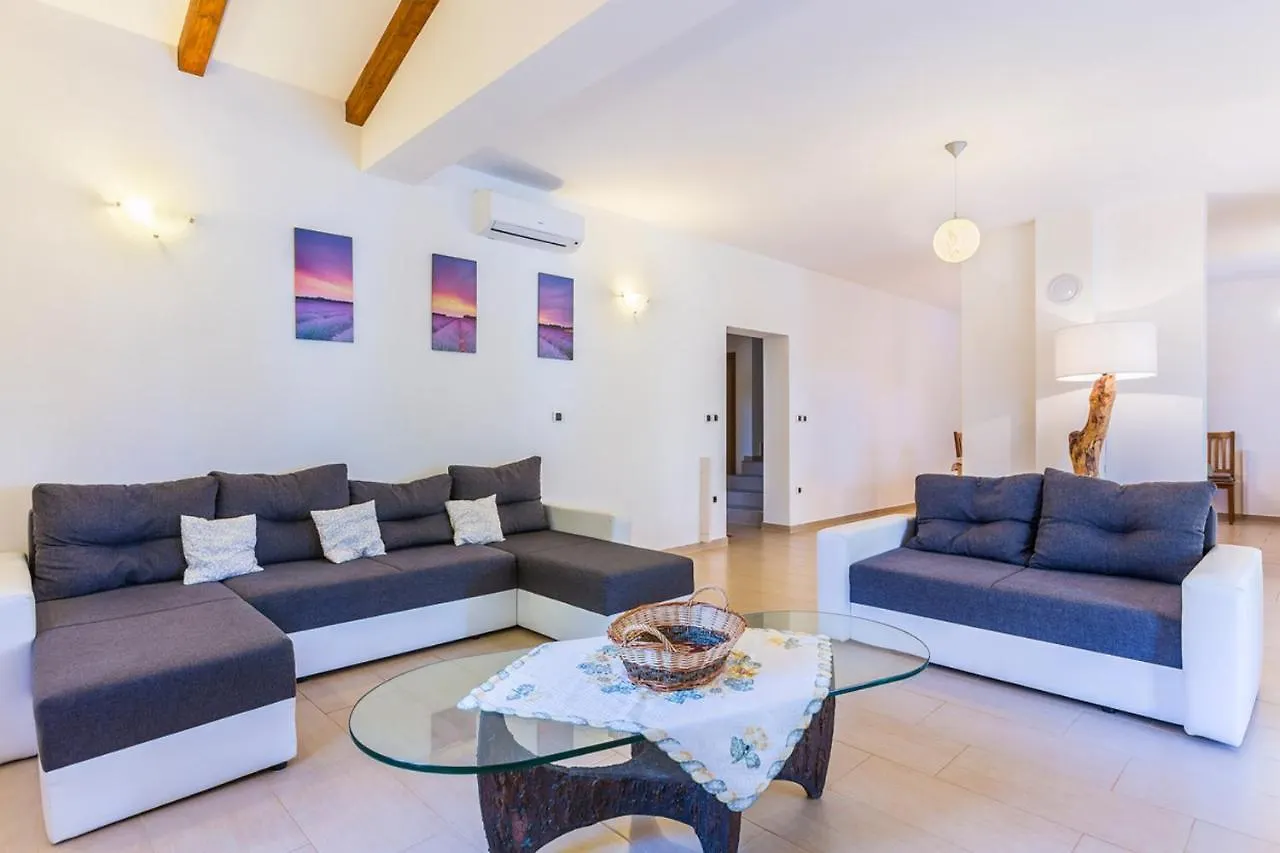 Villa Vanja - A48550 Medulin 0*,